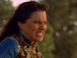 extant_XenaWarriorPrincess_5x07-BackInTheBottle_1352