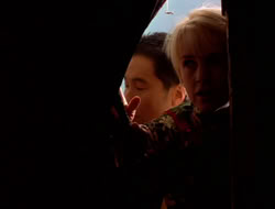extant_XenaWarriorPrincess_5x07-BackInTheBottle_1875