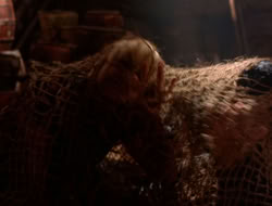 extant_XenaWarriorPrincess_5x07-BackInTheBottle_1918