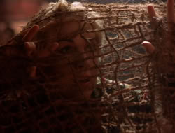 extant_XenaWarriorPrincess_5x07-BackInTheBottle_1937