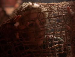 extant_XenaWarriorPrincess_5x07-BackInTheBottle_1938