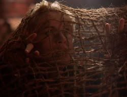 extant_XenaWarriorPrincess_5x07-BackInTheBottle_1941