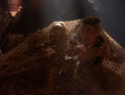 extant_XenaWarriorPrincess_5x07-BackInTheBottle_1947