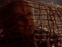 extant_XenaWarriorPrincess_5x07-BackInTheBottle_1976