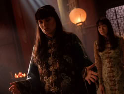 extant_XenaWarriorPrincess_5x07-BackInTheBottle_2090