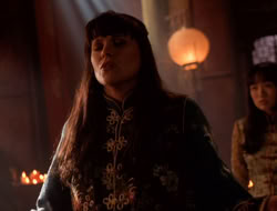 extant_XenaWarriorPrincess_5x07-BackInTheBottle_2093