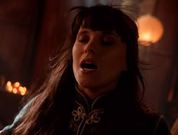 extant_XenaWarriorPrincess_5x07-BackInTheBottle_2097
