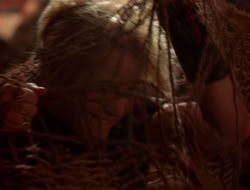 extant_XenaWarriorPrincess_5x07-BackInTheBottle_2198