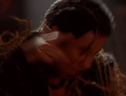 extant_XenaWarriorPrincess_5x07-BackInTheBottle_2202