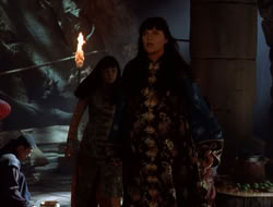 extant_XenaWarriorPrincess_5x07-BackInTheBottle_2245