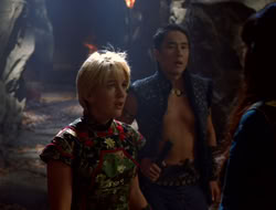 extant_XenaWarriorPrincess_5x07-BackInTheBottle_2252