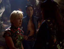 extant_XenaWarriorPrincess_5x07-BackInTheBottle_2255