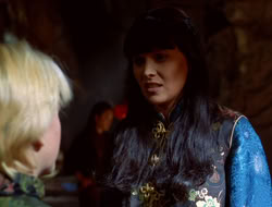 extant_XenaWarriorPrincess_5x07-BackInTheBottle_2258