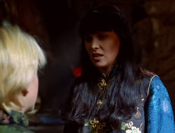extant_XenaWarriorPrincess_5x07-BackInTheBottle_2260