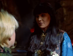 extant_XenaWarriorPrincess_5x07-BackInTheBottle_2261