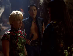 extant_XenaWarriorPrincess_5x07-BackInTheBottle_2268