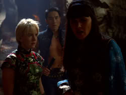 extant_XenaWarriorPrincess_5x07-BackInTheBottle_2278