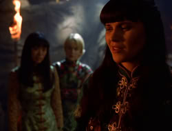 extant_XenaWarriorPrincess_5x07-BackInTheBottle_2289