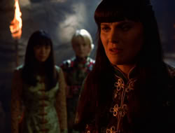 extant_XenaWarriorPrincess_5x07-BackInTheBottle_2293