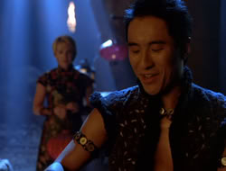 extant_XenaWarriorPrincess_5x07-BackInTheBottle_2455