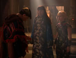 extant_XenaWarriorPrincess_5x07-BackInTheBottle_2558