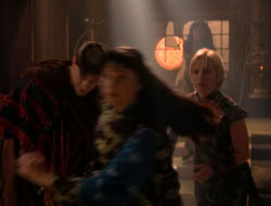 extant_XenaWarriorPrincess_5x07-BackInTheBottle_2566