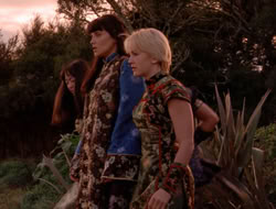 extant_XenaWarriorPrincess_5x07-BackInTheBottle_2577
