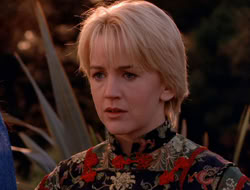 extant_XenaWarriorPrincess_5x07-BackInTheBottle_2604