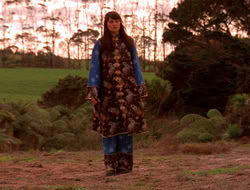 extant_XenaWarriorPrincess_5x07-BackInTheBottle_2801