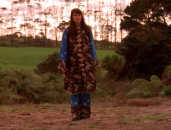 extant_XenaWarriorPrincess_5x07-BackInTheBottle_2803