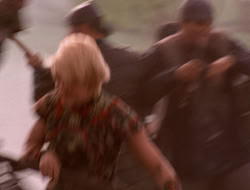 extant_XenaWarriorPrincess_5x07-BackInTheBottle_3148