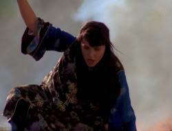 extant_XenaWarriorPrincess_5x07-BackInTheBottle_3175