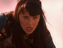 extant_XenaWarriorPrincess_5x07-BackInTheBottle_3195