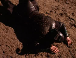 extant_XenaWarriorPrincess_5x07-BackInTheBottle_3295