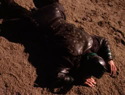 extant_XenaWarriorPrincess_5x07-BackInTheBottle_3297