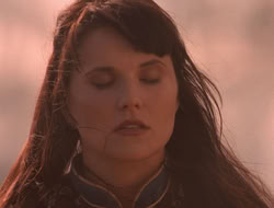 extant_XenaWarriorPrincess_5x07-BackInTheBottle_3384