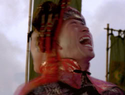 extant_XenaWarriorPrincess_5x07-BackInTheBottle_3401