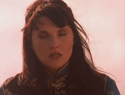 extant_XenaWarriorPrincess_5x07-BackInTheBottle_3416