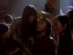 extant_XenaWarriorPrincess_5x07-BackInTheBottle_3425
