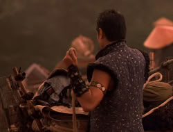 extant_XenaWarriorPrincess_5x07-BackInTheBottle_3574