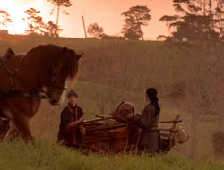 extant_XenaWarriorPrincess_5x07-BackInTheBottle_3671