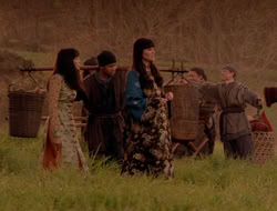 extant_XenaWarriorPrincess_5x07-BackInTheBottle_3707