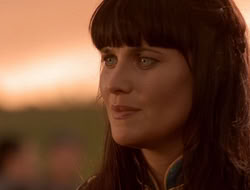 extant_XenaWarriorPrincess_5x07-BackInTheBottle_3760
