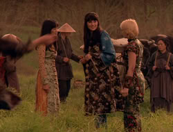 extant_XenaWarriorPrincess_5x07-BackInTheBottle_3764