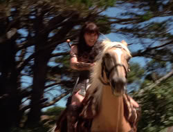 extant_XenaWarriorPrincess_5x20_Livia_00869