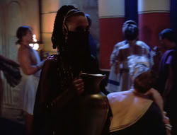 extant_XenaWarriorPrincess_5x20_Livia_02354