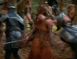 extant_XenaWarriorPrincess_6x01-ComingHome_00187