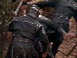 extant_XenaWarriorPrincess_6x01-ComingHome_00383