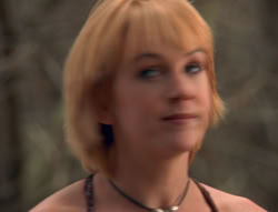 extant_XenaWarriorPrincess_6x01-ComingHome_00605