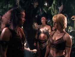 extant_XenaWarriorPrincess_6x01-ComingHome_00825
